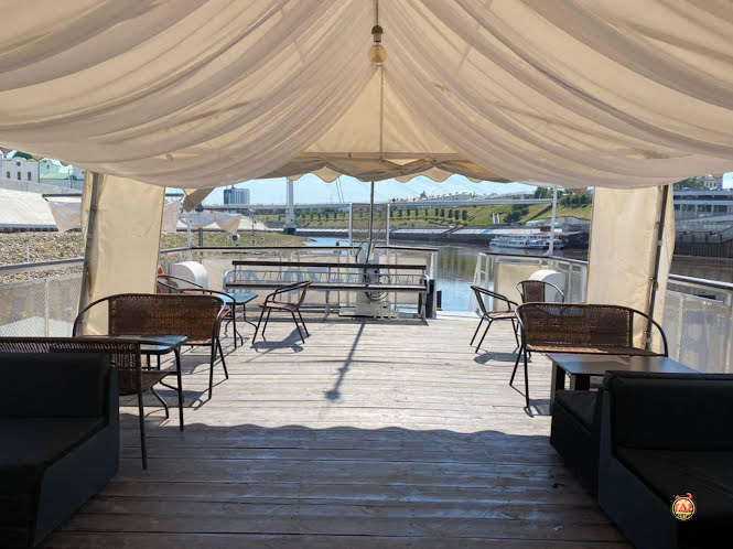 Летняя терраса в «Аквариум» фотография №1