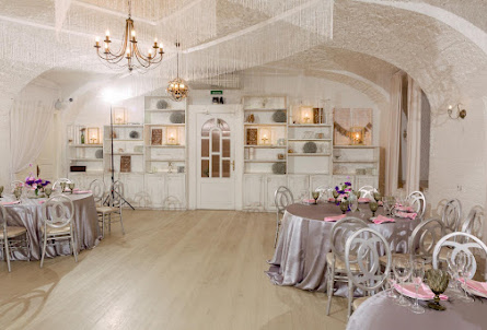 Малый зал в Малый зал