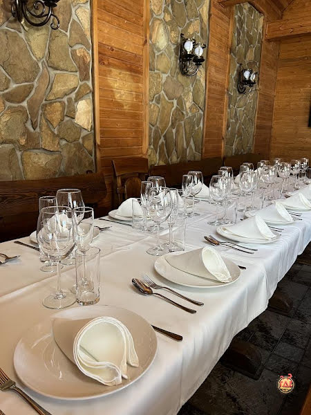 У озера фотография №4