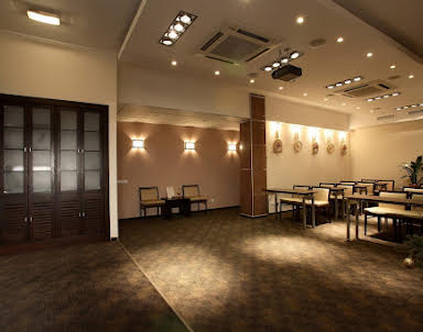  ресторан Бизнес-отель «Сенатор»