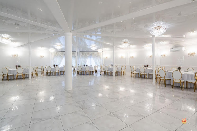 Большой зал в «БониМариЯ» фотография № 1