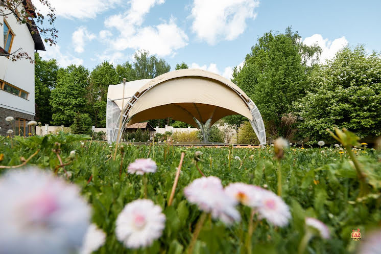 Шатер в «Шато Снегири» фотография №6