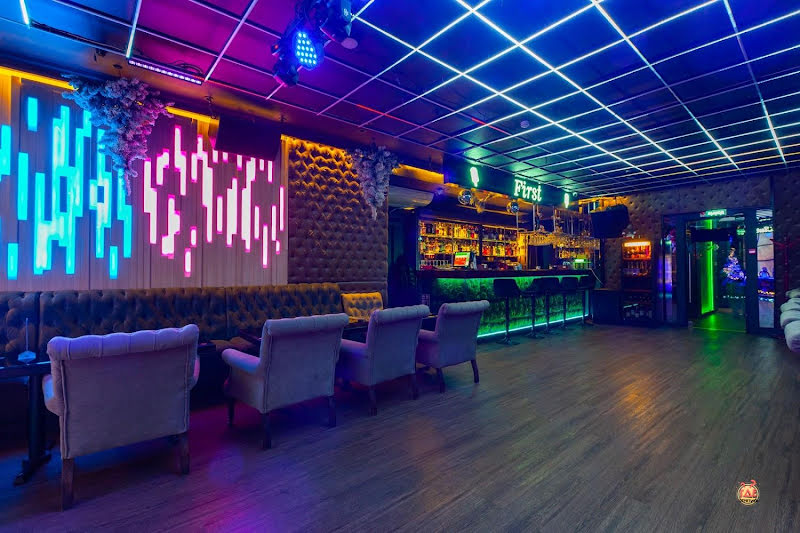 First фотография №1