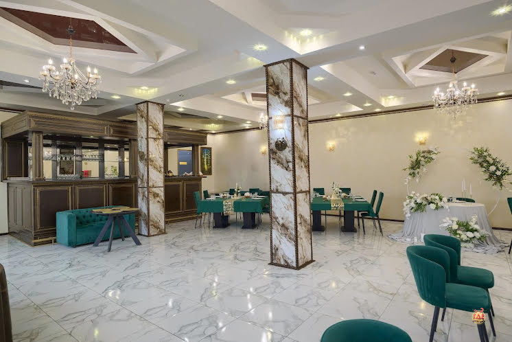 Основной зал в «Lion» фотография №5