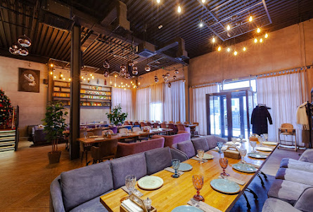 Основной зал в Основной зал