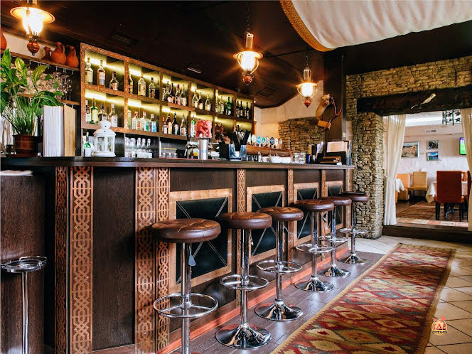 Барный зал в «Мацони на Луначарского» фотография №3