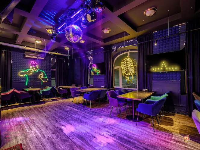 Караоке зал в «Руки Вверх!» фотография №6