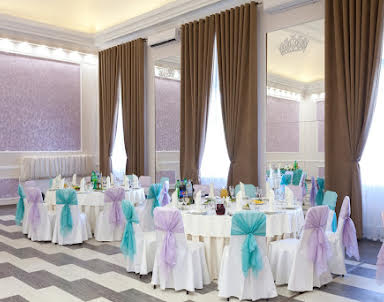 День рождения в Тиара