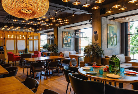 Зал на 2 этаже в Терраса Дома