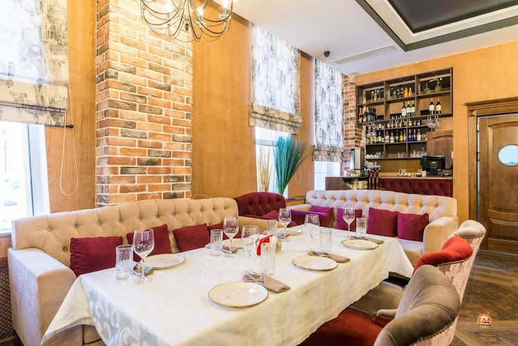 Основной зал в «Вишневый Сад» фотография №4