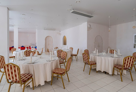 Зал «Белый» в Зал «Галерея»