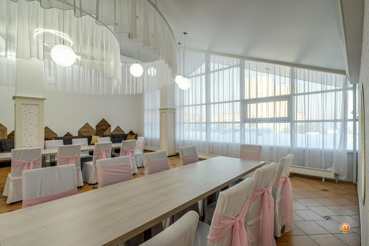 Большой банкетный зал в «Восточная околица» фотография №13