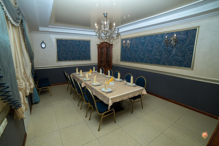 Банкетный зал на 14 персон в «Cowboy Marlboro» фотография №6