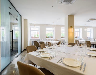  ресторан Divine на Карла Маркса