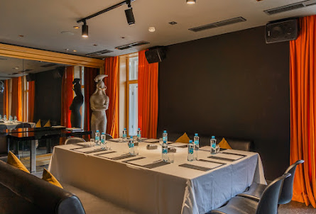 Зал "VIP" в Переговорная комната "Office 99"