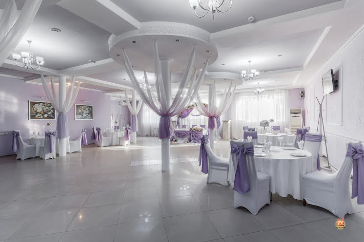 Белый зал в «Лабиринт» фотография №4