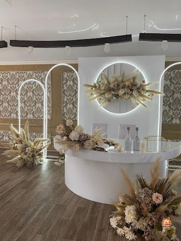 Банкетный зал  в «Поле Чудес» фотография №5