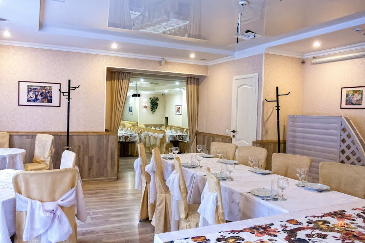 Зал на 15 человек в «Абажур» фотография №1