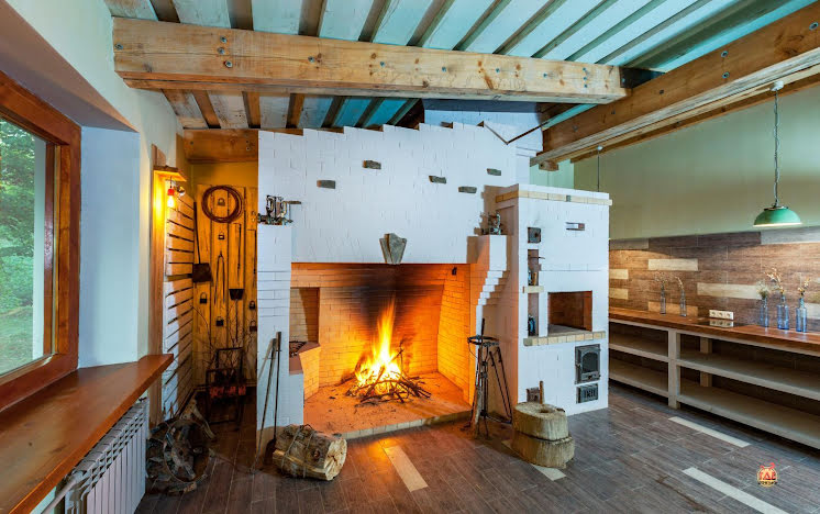 Каминный зал  в «Таёжные Дачи» фотография №4