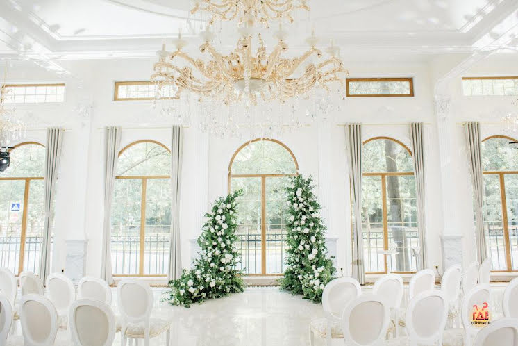 Ресторан "Romanoff's" в «Tsar Palace Luxury Hotel & SPA» фотография №4