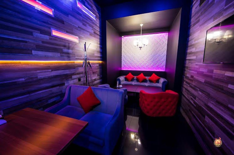 Нижний зал в «BRB» фотография №1