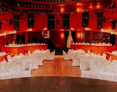 День рождения в Дворец Олимпия