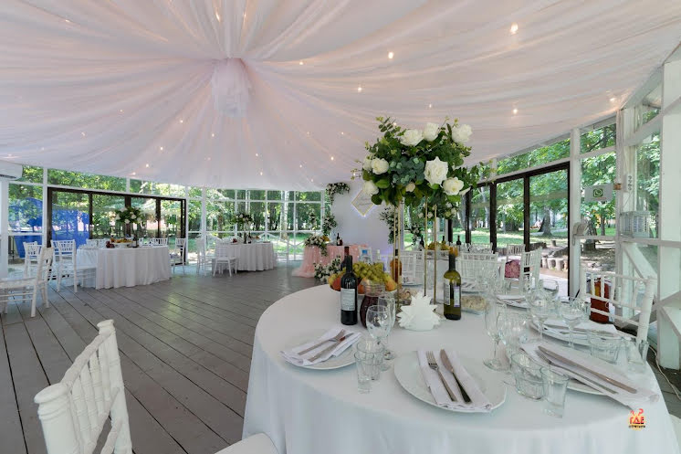 Шатер панорамный в «Барская Усадьба» фотография №7