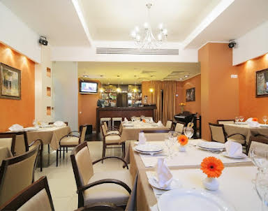  ресторан Бизнес-отель «Сенатор»