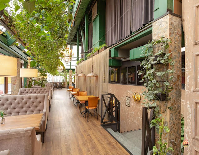 Основной зал в «Лето» фотография №7