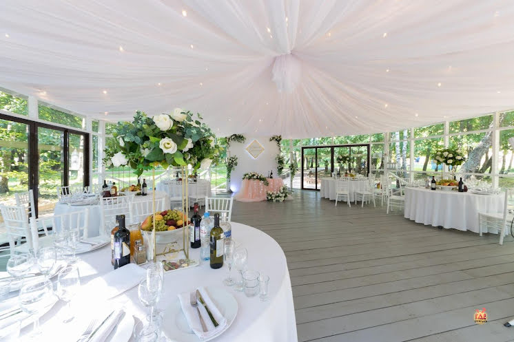 Шатер панорамный в «Барская Усадьба» фотография №4