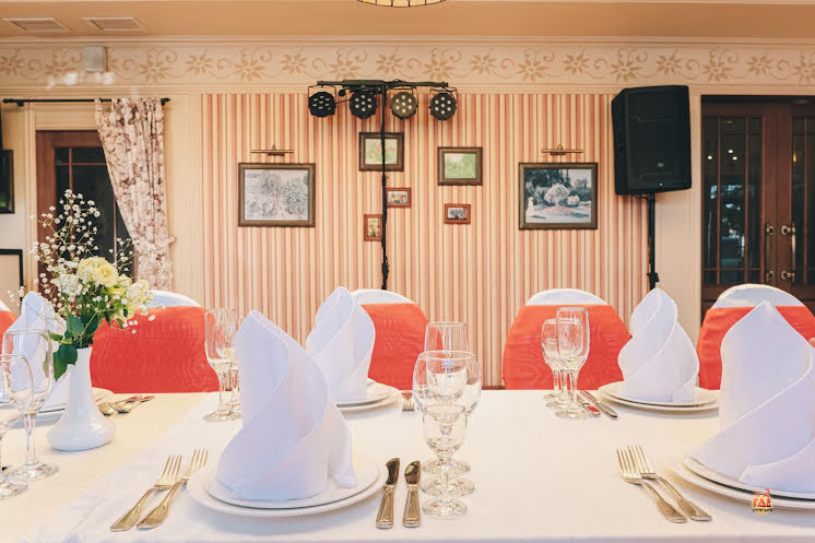 Большой зал в «Green Hotel» фотография №16