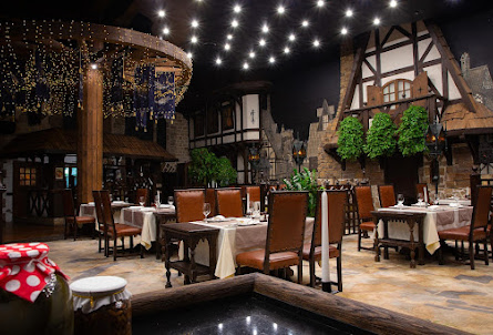 Зал «Основной» в Зал «Погребок»