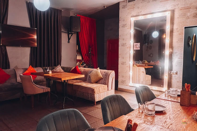 Зал "Караоке" в «Feromon Primorskaya» фотография №4