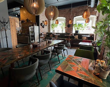  ресторан Гиви to me на улице Малышева