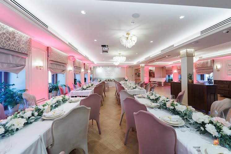 Зал ресторана в «Александр» фотография №7