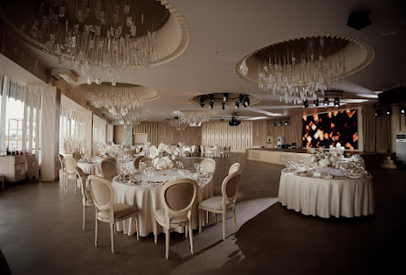 Большой банкетный зал в Зал ресторана «Volga-Волга»