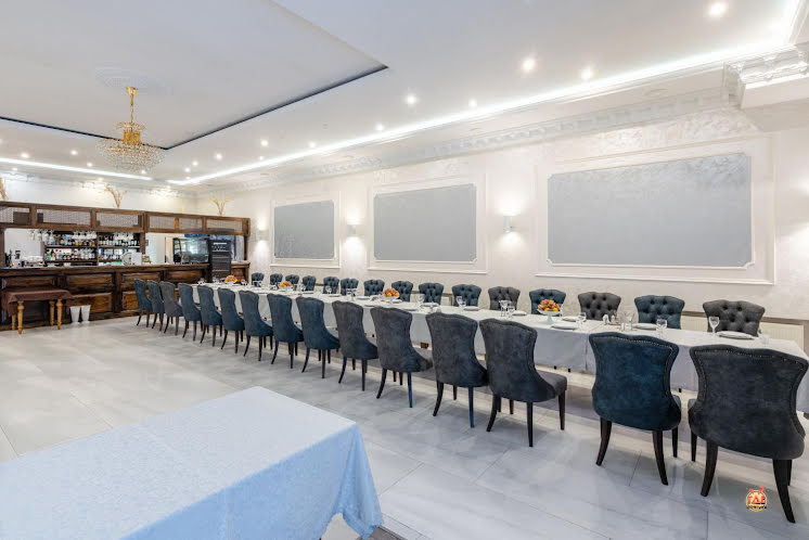 Зал ресторана  в «Зеленая роща» фотография №8