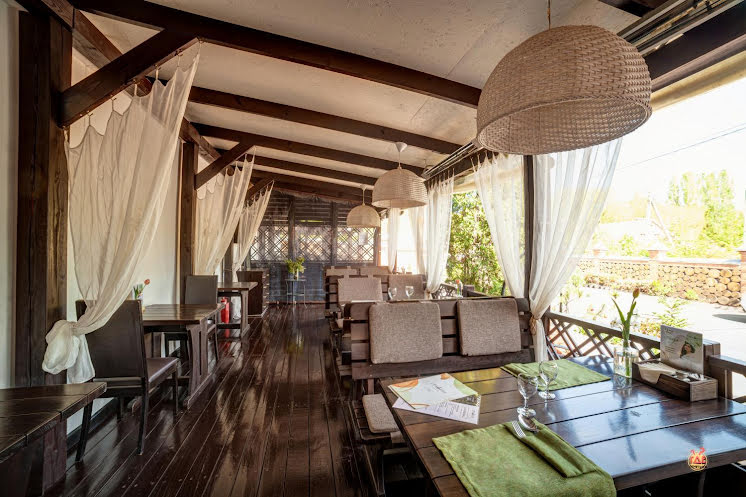 Летняя веранда в «ГрафинЪ» фотография №1