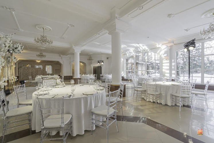  Царский зал в «Мир у Озера» фотография №10