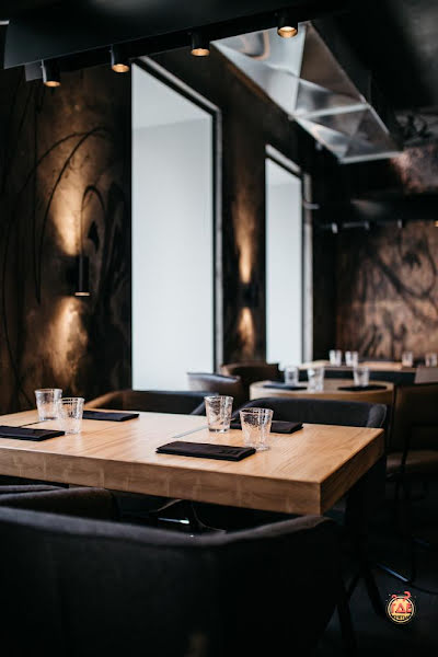 MUST фотография №2