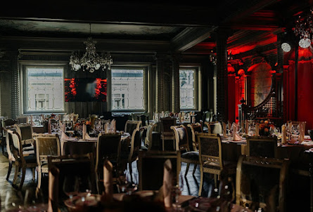 Зал «Серебряный» на 2 этаже в Кабинет «Беседка»