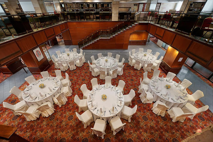 Ресторан «Брассери Эрте» в «Азимут Отель Аэростар» фотография №4