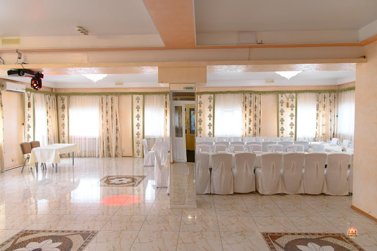 Банкетный зал в «Кавказская пленница» фотография №1