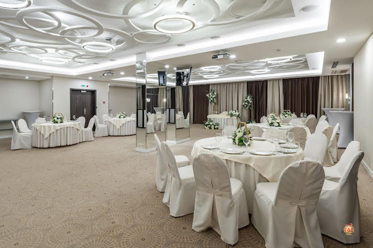 Зал «Шишкин»  в «Рамада» фотография №6