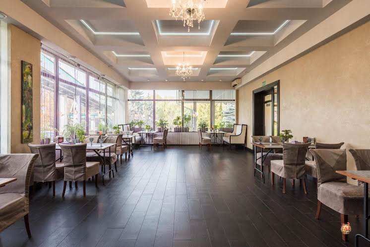 Малый зал в «Времена года в Парке Горького» фотография №9