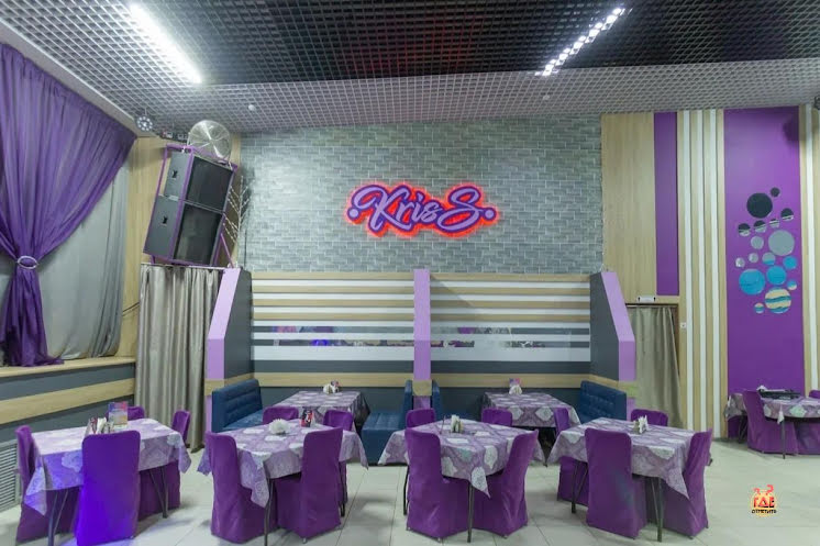 Основной зал в «KrisS» фотография №7