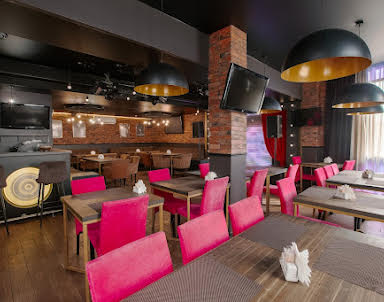  ресторан Академия Караоке на Ширямова