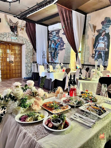 Каминный зал в «Замок в долине» фотография №1