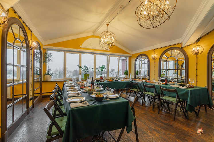 Желтая гостиная  в «Фабрика» фотография №1