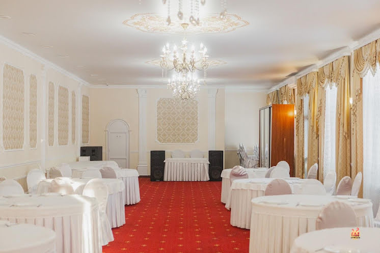 Зал "Дворцовый" в «Версаль» фотография №14